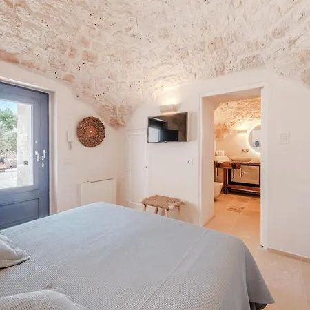 Вилла Lux Apulian Inside Trulli With Unique Pool *