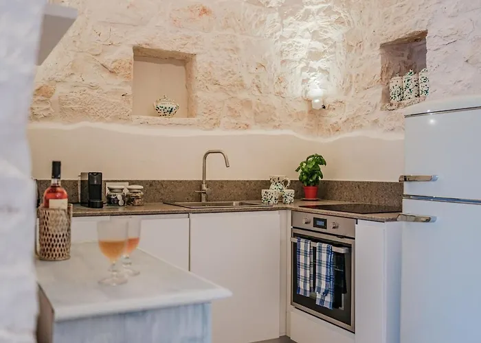 Lux Apulian Inside Trulli With Unique Pool * Castellana Grotte